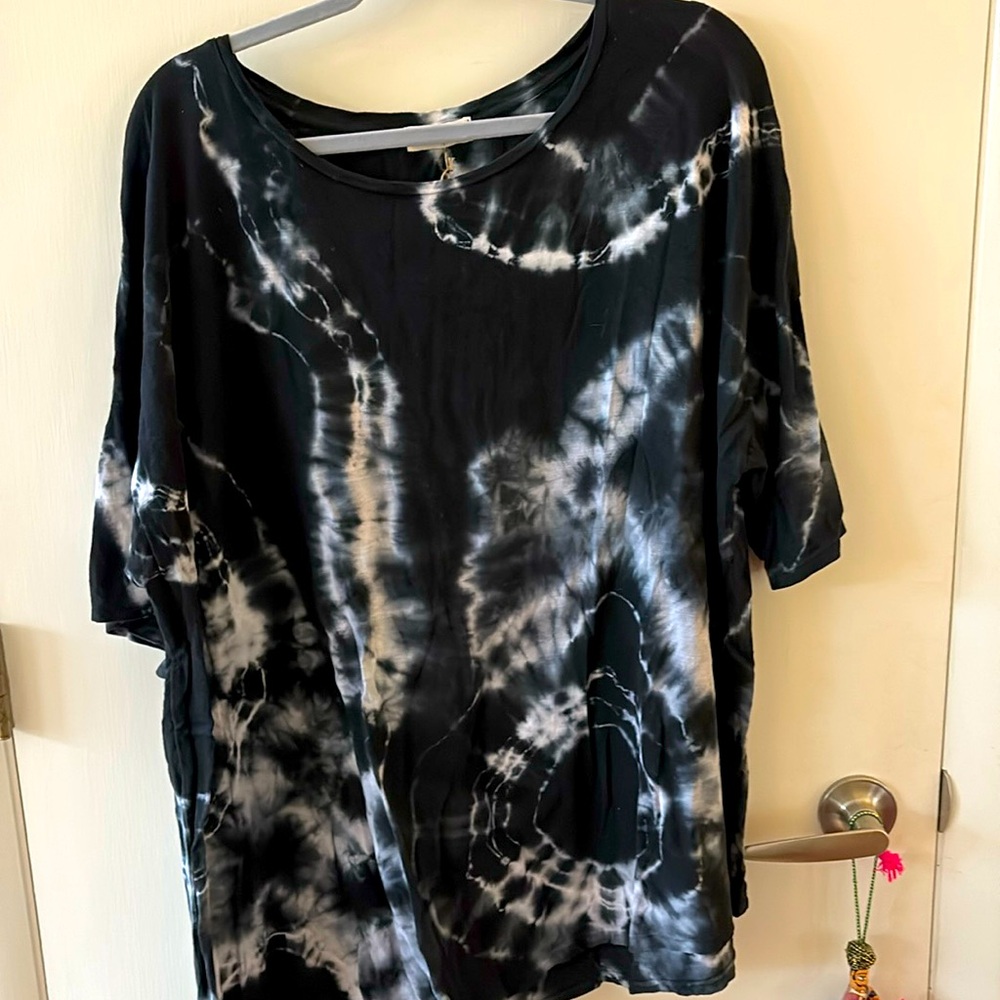 NWT Krista Larson Tie-Dye T-shirt